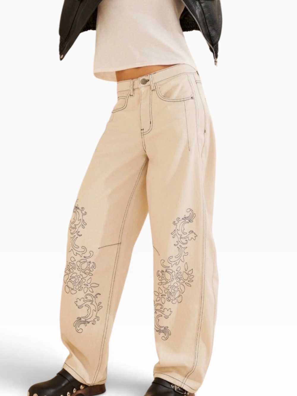 Urban Outfitters Daisy Street Faye Barrel Jeans Cream Embroidered